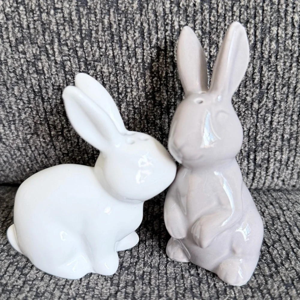 Target Ceramic Bunny White and Gray Salt Shakers
